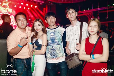 Quintino Live ที่ร้าน โบน คลับ, พัทยาเหนือ — photo 87