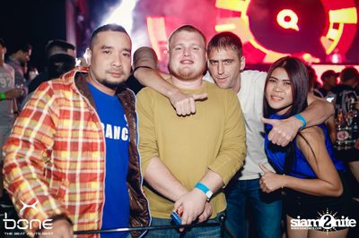 Quintino Live ที่ร้าน โบน คลับ, พัทยาเหนือ — photo 95