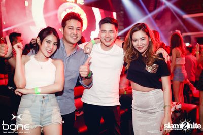 Quintino Live ที่ร้าน โบน คลับ, พัทยาเหนือ — photo 97