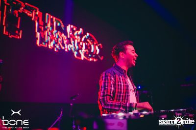 Quintino Live ที่ร้าน โบน คลับ, พัทยาเหนือ — photo 98