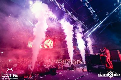 Quintino Live ที่ร้าน โบน คลับ, พัทยาเหนือ — photo 121