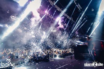 Quintino Live ที่ร้าน โบน คลับ, พัทยาเหนือ — photo 122