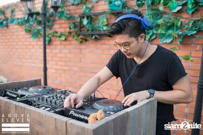 Sunset in the Park - Launch Party ที่ อะโบฟ อีเลฟเว่น — photo 10