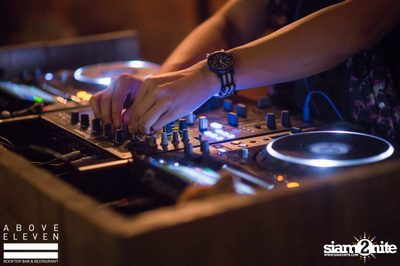 Sunset in the Park - Launch Party ที่ อะโบฟ อีเลฟเว่น — photo 58
