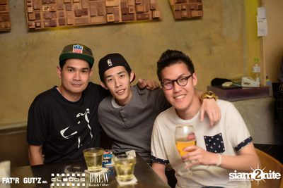 Seenspace Invasion ที่ร้าน Clouds, Fat'R Gut'z และ BREW Beers & Ciders — photo 19