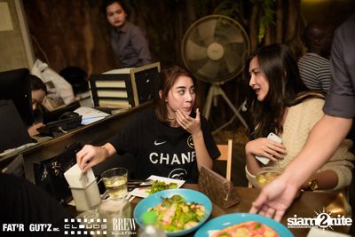 Seenspace Invasion ที่ร้าน Clouds, Fat'R Gut'z และ BREW Beers & Ciders — photo 33