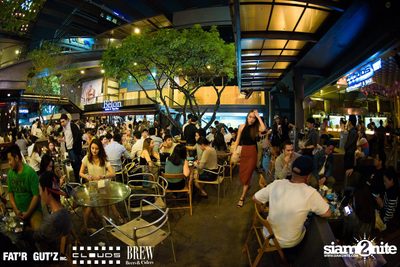 Seenspace Invasion ที่ร้าน Clouds, Fat'R Gut'z และ BREW Beers & Ciders — photo 37