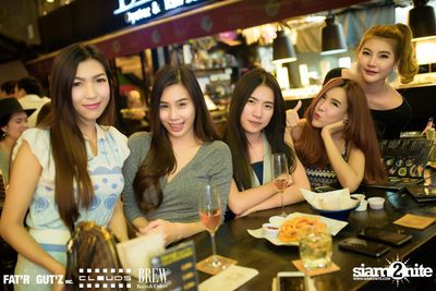 Seenspace Invasion ที่ร้าน Clouds, Fat'R Gut'z และ BREW Beers & Ciders — photo 51
