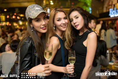Seenspace Invasion ที่ร้าน Clouds, Fat'R Gut'z และ BREW Beers & Ciders — photo 55