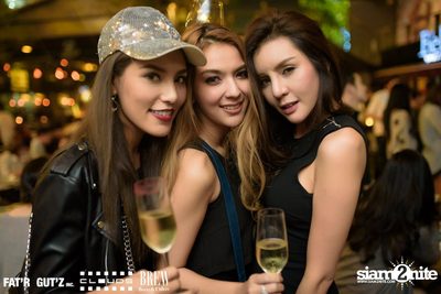 Seenspace Invasion ที่ร้าน Clouds, Fat'R Gut'z และ BREW Beers & Ciders — photo 56