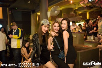 Seenspace Invasion ที่ร้าน Clouds, Fat'R Gut'z และ BREW Beers & Ciders — photo 74