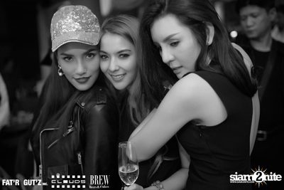 Seenspace Invasion ที่ร้าน Clouds, Fat'R Gut'z และ BREW Beers & Ciders — photo 75
