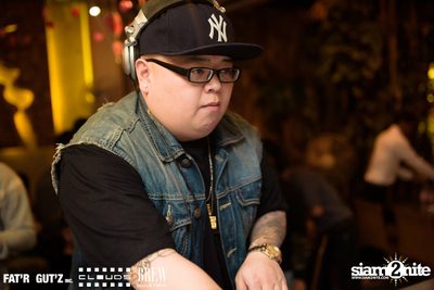 Seenspace Invasion ที่ร้าน Clouds, Fat'R Gut'z และ BREW Beers & Ciders — photo 83