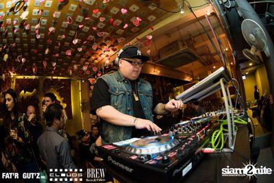 Seenspace Invasion ที่ร้าน Clouds, Fat'R Gut'z และ BREW Beers & Ciders — photo 84