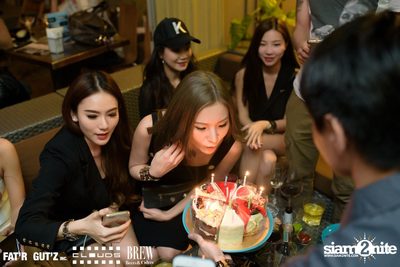 Seenspace Invasion ที่ร้าน Clouds, Fat'R Gut'z และ BREW Beers & Ciders — photo 95