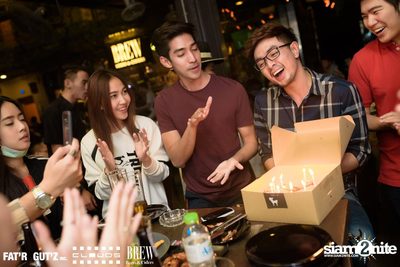 Seenspace Invasion ที่ร้าน Clouds, Fat'R Gut'z และ BREW Beers & Ciders — photo 102