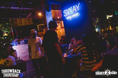 Throwback Thursday ที่ร้าน สเวย์, ทองหล่อ อารีน่า 10 — photo 17