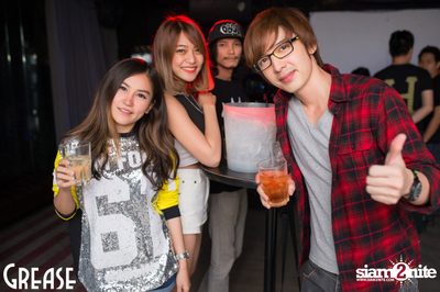 Thursday Night at Grease Bangkok, Sukhumvit Soi 49 — photo 43