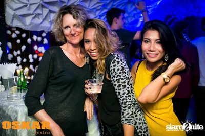 Winter Festival at Oskar Bistro, Sukhumvit 11 — photo 81