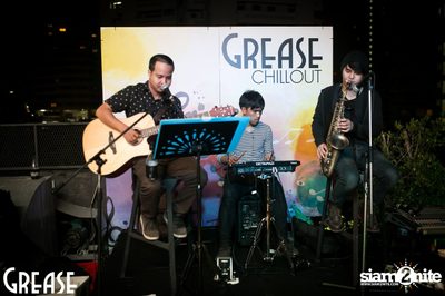 Friday Night at Grease Bangkok, Sukhumvit Soi 49 — photo 12