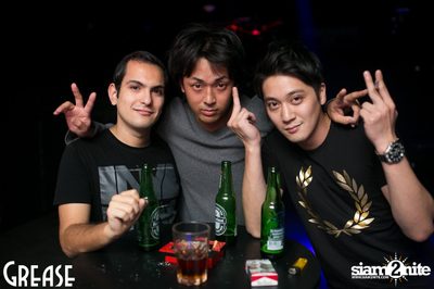 Friday Night at Grease Bangkok, Sukhumvit Soi 49 — photo 19