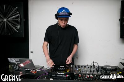Friday Night at Grease Bangkok, Sukhumvit Soi 49 — photo 25
