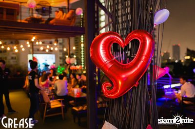 Saturday Night at Grease Bangkok, Sukhumvit Soi 49 — photo 10
