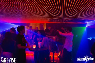 Saturday Night at Grease Bangkok, Sukhumvit Soi 49 — photo 23