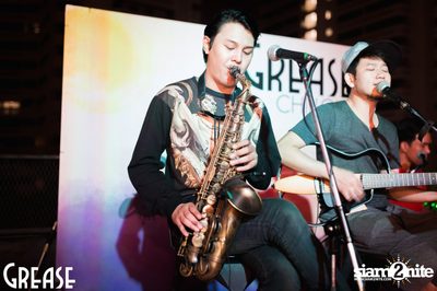 Saturday Night at Grease Bangkok, Sukhumvit Soi 49 — photo 38