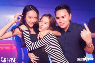 Saturday Night at Grease Bangkok, Sukhumvit Soi 49 — photo 53