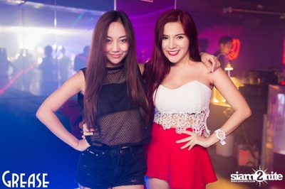 Saturday Night at Grease Bangkok, Sukhumvit Soi 49 — photo 59