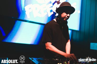 VDAY Night Special at NOXS Bangkok, Ekkamai-Raminthra — photo 5