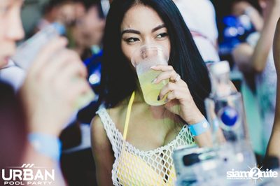 THAMMATAI นำเสนอ Urban Pool Party ที่ โซฟิเทล โซ — photo 69