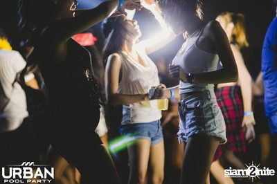 THAMMATAI นำเสนอ Urban Pool Party ที่ โซฟิเทล โซ — photo 215