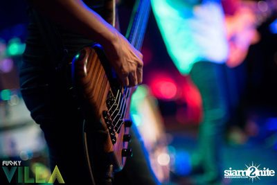 Ae Jirakorn Live on Valentine's Day at Funky Villa — photo 20