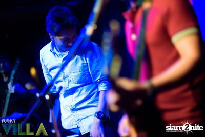 Ae Jirakorn Live on Valentine's Day at Funky Villa — photo 23