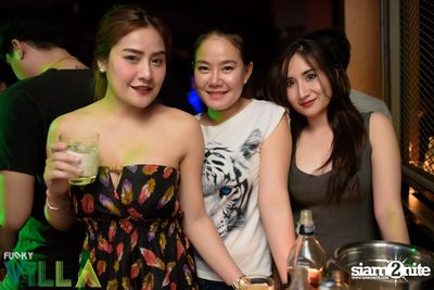 Ae Jirakorn Live on Valentine's Day at Funky Villa — photo 31