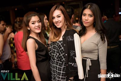 Ae Jirakorn Live on Valentine's Day at Funky Villa — photo 33
