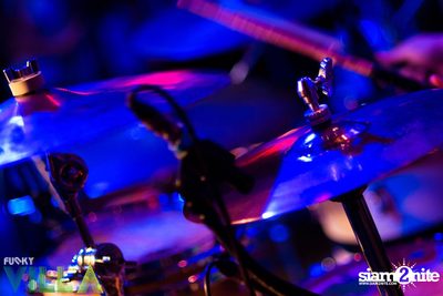 Ae Jirakorn Live on Valentine's Day at Funky Villa — photo 40