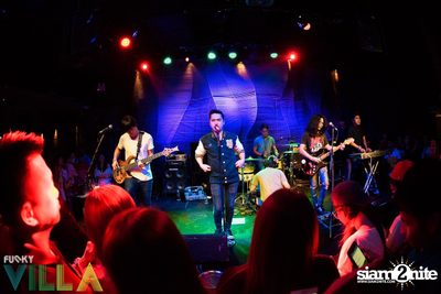 Ae Jirakorn Live on Valentine's Day at Funky Villa — photo 64