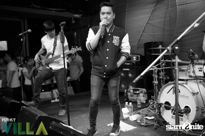 Ae Jirakorn Live on Valentine's Day at Funky Villa — photo 73
