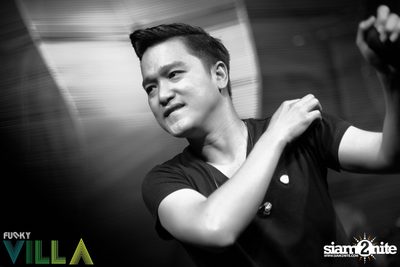 Ae Jirakorn Live on Valentine's Day at Funky Villa — photo 89