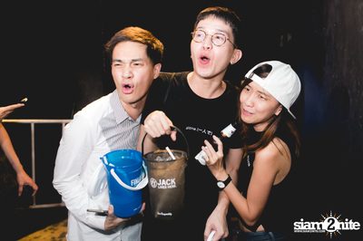 Trasher : Hey I'm Okay ที่ สตูดิโอ ไลฟ์ ฮอลล์, อาร์ซีเอ — photo 94