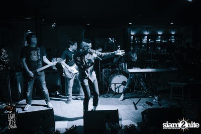 Before Valentine with Tony Phee & Q Flure at Roadsidedog — photo 18