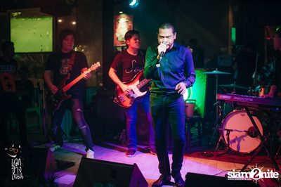 Before Valentine with Tony Phee & Q Flure at Roadsidedog — photo 76
