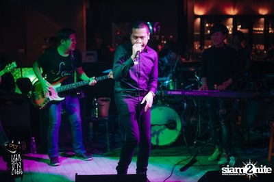 Before Valentine with Tony Phee & Q Flure at Roadsidedog — photo 77