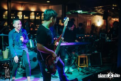 Before Valentine with Tony Phee & Q Flure at Roadsidedog — photo 90