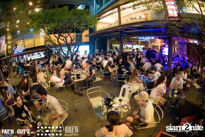 Seenspace Invasion ที่ร้าน Clouds, Fat'R Gut'z และ BREW Beers & Ciders — photo 54