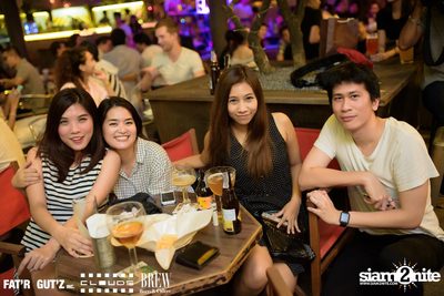 Seenspace Invasion ที่ร้าน Clouds, Fat'R Gut'z และ BREW Beers & Ciders — photo 56