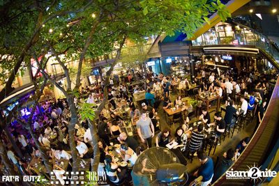 Seenspace Invasion ที่ร้าน Clouds, Fat'R Gut'z และ BREW Beers & Ciders — photo 60